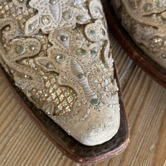 Corral White Glitter Inlay and Crystals A3322 Boots - Picture 11 of 14
